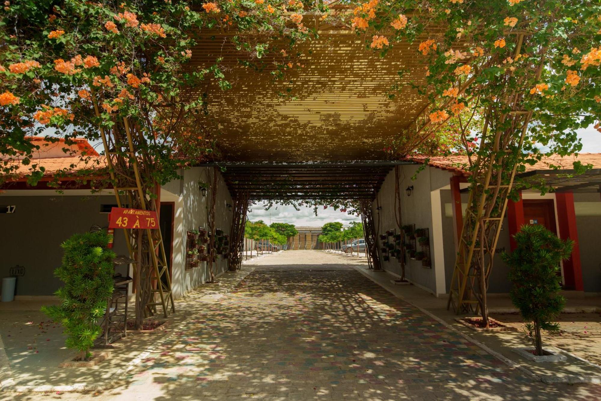 W4 Hotel Irece Exterior foto